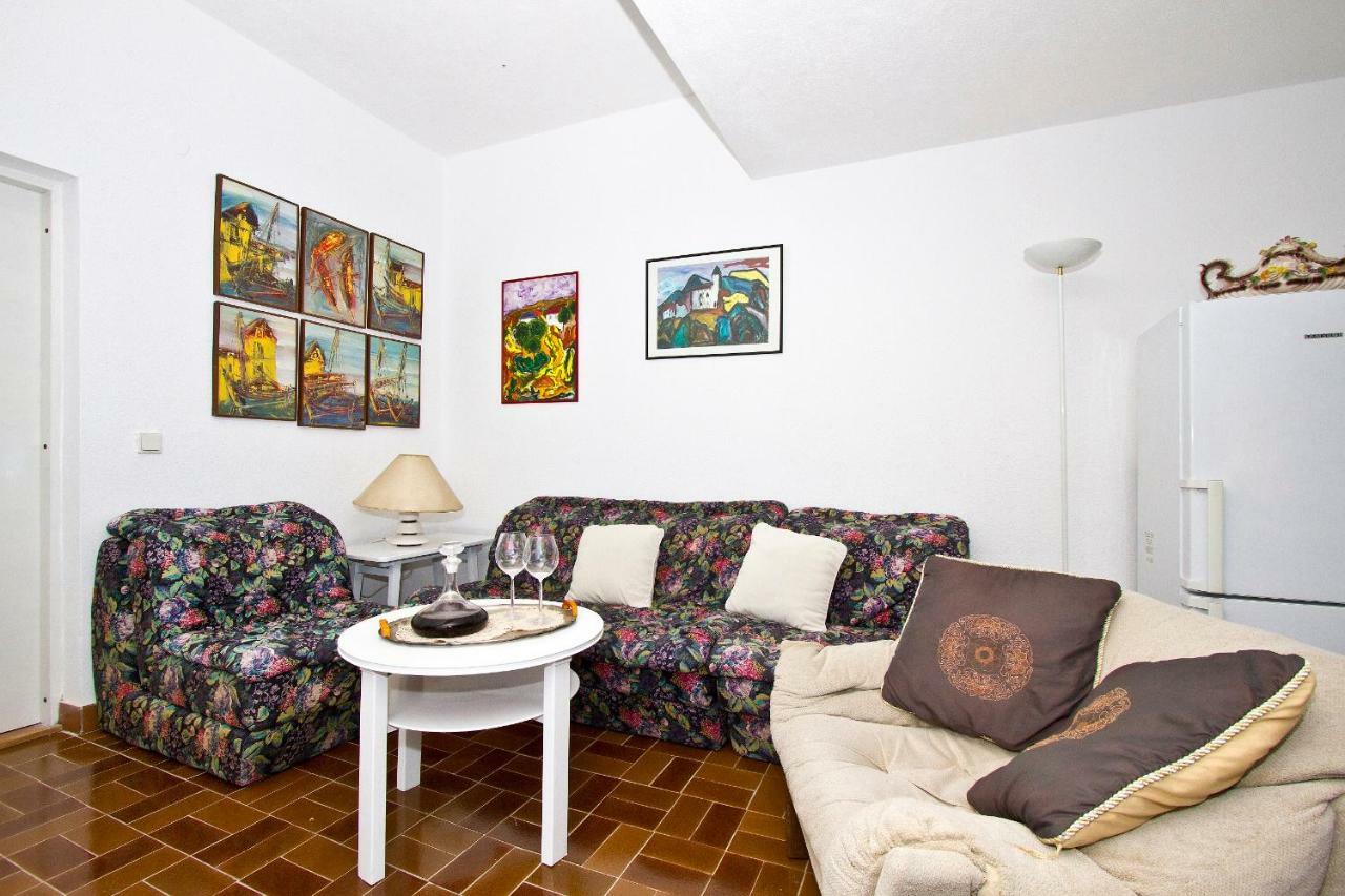 Apartments Maestro Stomorska Dış mekan fotoğraf