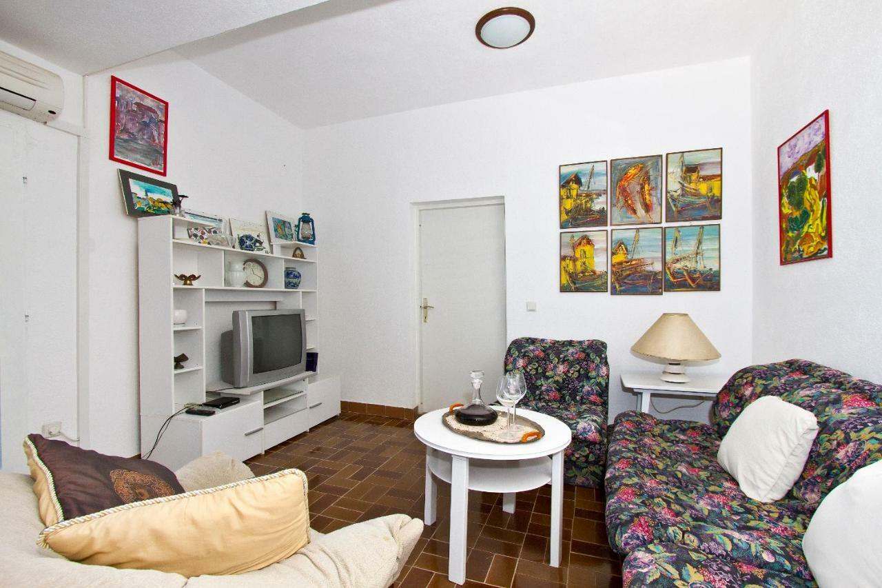 Apartments Maestro Stomorska Dış mekan fotoğraf